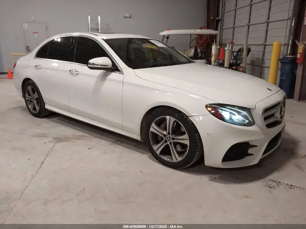 WDDZF4JB1HA243213 2017 MERCEDES-BENZ E-KLASSE - Image 1