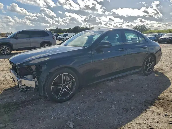 WDDZF4JB1JA483514 2018 MERCEDES-BENZ E-KLASSE - Image 1
