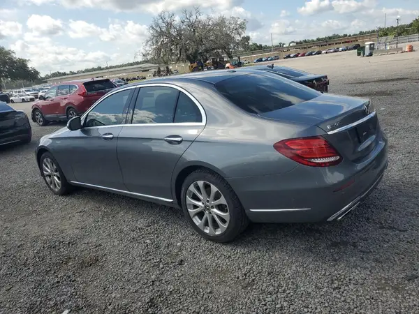 WDDZF4JB1KA491260 2019 MERCEDES-BENZ E-KLASSE - Image 2