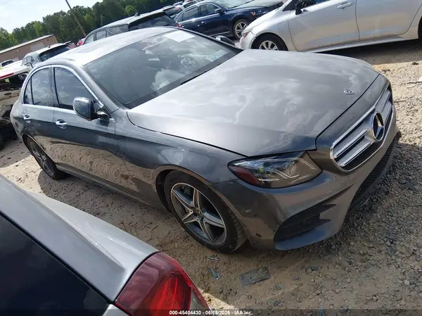 WDDZF4JB1KA515959 2019 MERCEDES-BENZ E-KLASSE - Image 1