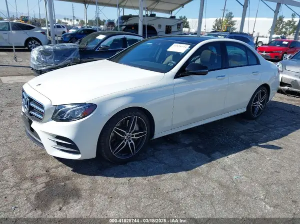 WDDZF4JB1KA599992 2019 MERCEDES-BENZ E-KLASSE - Image 2