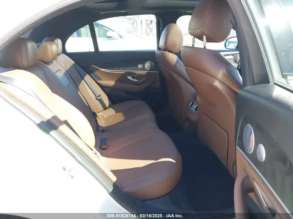 WDDZF4JB1KA599992 2019 MERCEDES-BENZ E-KLASSE - Image 8