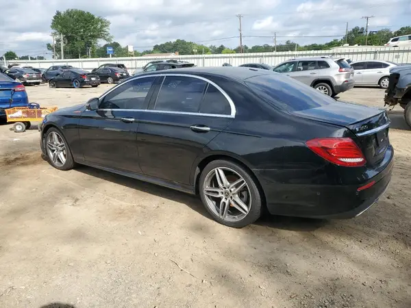 WDDZF4JB1KA621747 2019 MERCEDES-BENZ E-KLASSE - Image 2