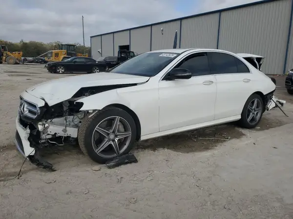 WDDZF4JB2HA024969 2017 MERCEDES-BENZ E-KLASSE - Image 1