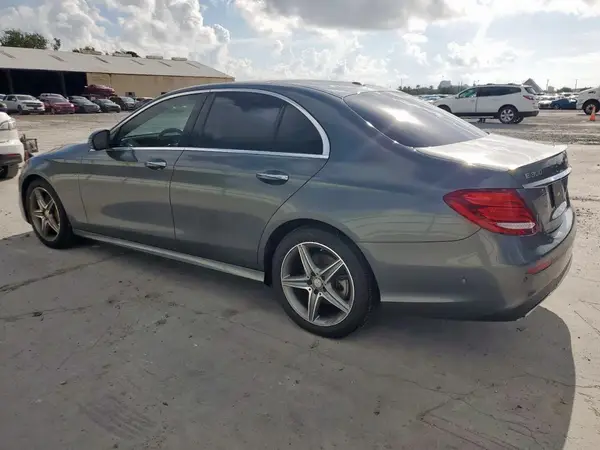 WDDZF4JB2HA029850 2017 MERCEDES-BENZ E-KLASSE - Image 2
