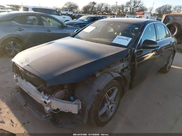 WDDZF4JB2HA051394 2017 MERCEDES-BENZ E-KLASSE - Image 2
