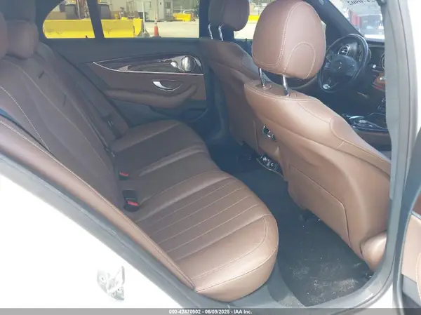 WDDZF4JB2HA068776 2017 MERCEDES-BENZ E-KLASSE - Image 8