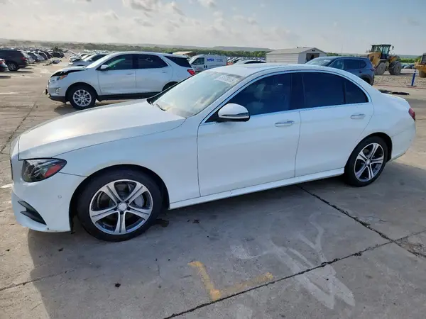 WDDZF4JB2HA081222 2017 MERCEDES-BENZ E-KLASSE - Image 1