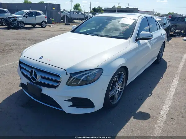 WDDZF4JB2HA099557 2017 MERCEDES-BENZ E-KLASSE - Image 2