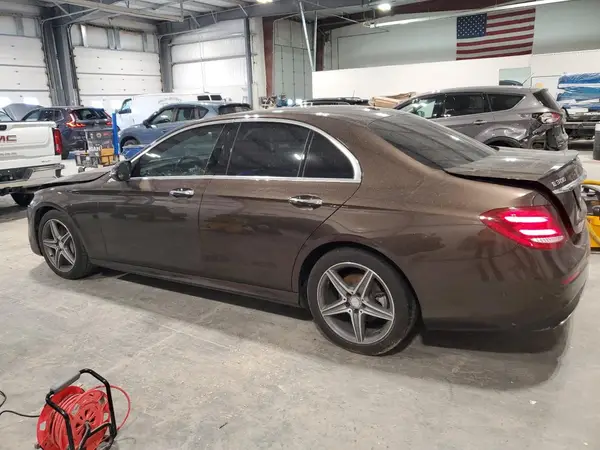 WDDZF4JB2HA102294 2017 MERCEDES-BENZ E-KLASSE - Image 2