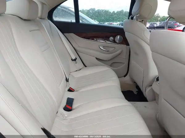 WDDZF4JB2HA104854 2017 MERCEDES-BENZ E-KLASSE - Image 8