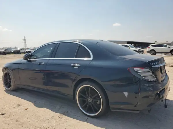 WDDZF4JB2HA157277 2017 MERCEDES-BENZ E-KLASSE - Image 2