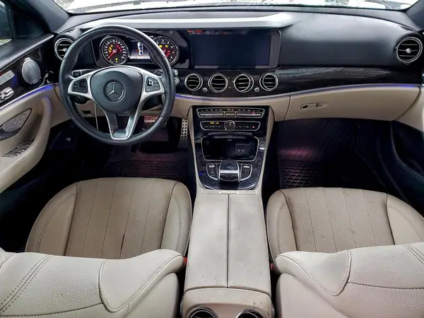 WDDZF4JB2HA205585 2017 MERCEDES-BENZ E-KLASSE - Image 8