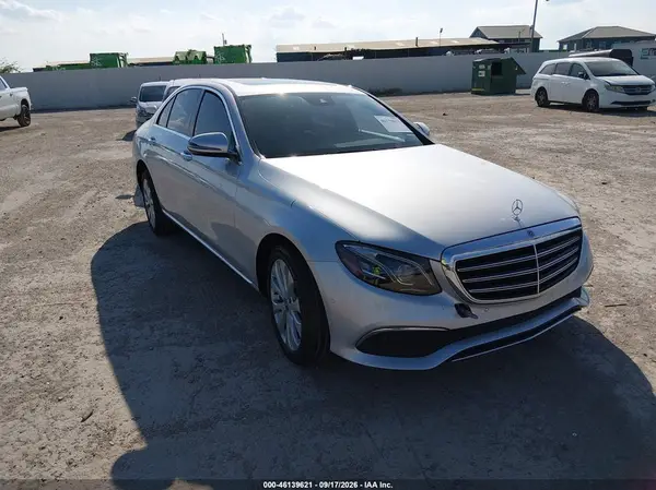 WDDZF4JB2HA229837 2017 MERCEDES-BENZ E-KLASSE - Image 1