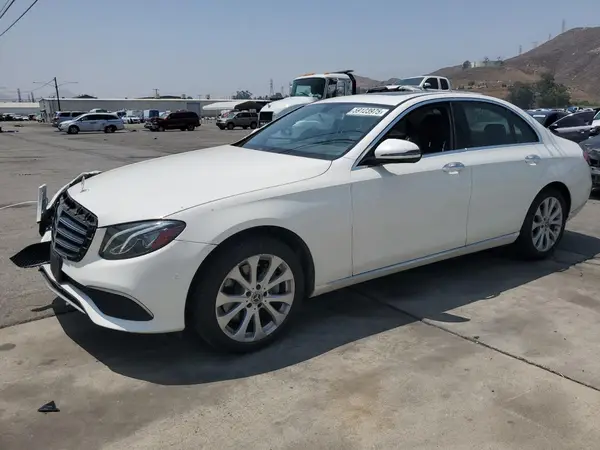 WDDZF4JB2JA305398 2018 MERCEDES-BENZ E-KLASSE - Image 1