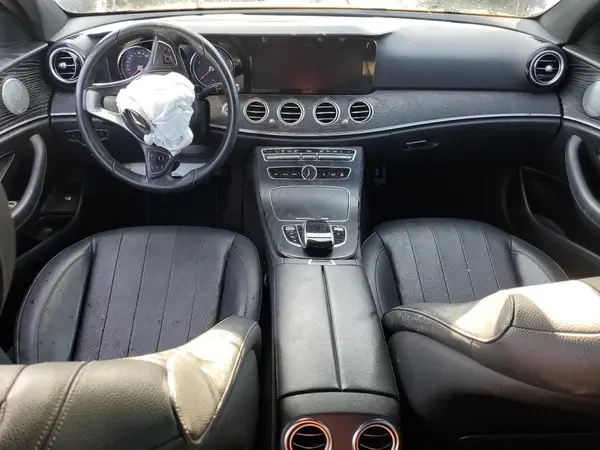 WDDZF4JB2JA379646 2018 MERCEDES-BENZ E-KLASSE - Image 8