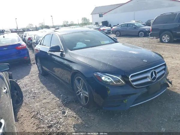 WDDZF4JB2KA503013 2019 MERCEDES-BENZ E-KLASSE - Image 1