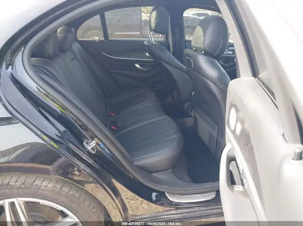 WDDZF4JB2KA503013 2019 MERCEDES-BENZ E-KLASSE - Image 8