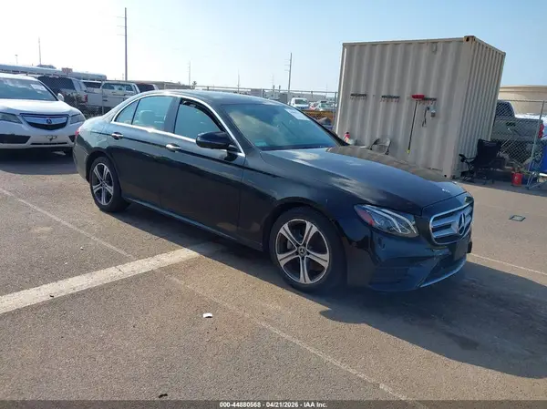 WDDZF4JB2KA509636 2019 MERCEDES-BENZ E-KLASSE - Image 1