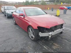 WDDZF4JB2KA608070 2019 MERCEDES-BENZ E-KLASSE