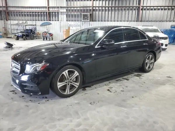 WDDZF4JB2KA617545 2019 MERCEDES-BENZ E-KLASSE - Image 1