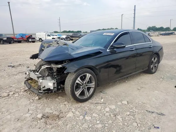 WDDZF4JB2KA618999 2019 MERCEDES-BENZ E-KLASSE - Image 1
