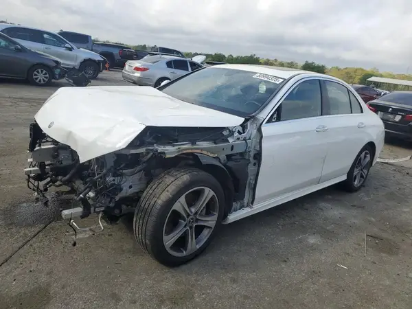 WDDZF4JB2KA635060 2019 MERCEDES-BENZ E-KLASSE - Image 1