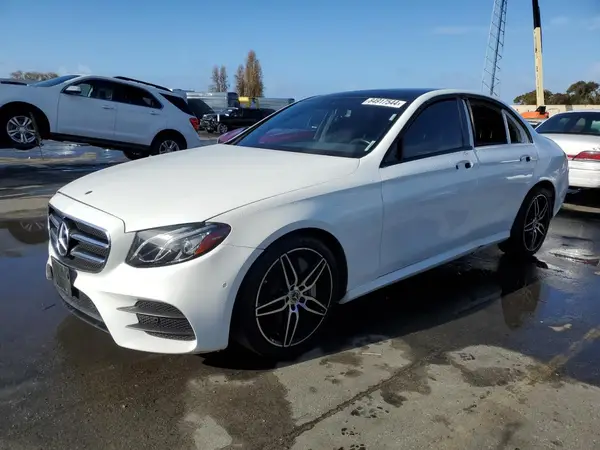 WDDZF4JB2KA646074 2019 MERCEDES-BENZ E-KLASSE - Image 1