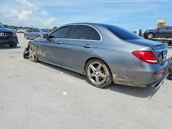 WDDZF4JB3HA012796 2017 MERCEDES-BENZ E-KLASSE - Image 2
