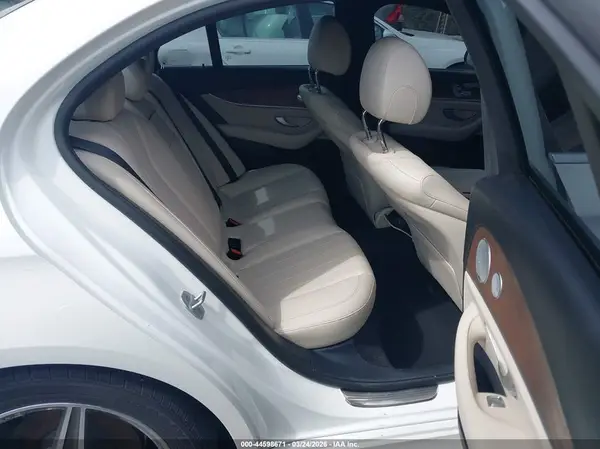 WDDZF4JB3HA018551 2017 MERCEDES-BENZ E-KLASSE - Image 8