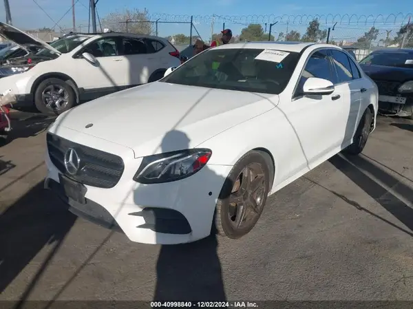 WDDZF4JB3HA032787 2017 MERCEDES-BENZ E-KLASSE - Image 2
