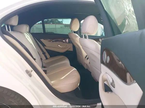 WDDZF4JB3HA032787 2017 MERCEDES-BENZ E-KLASSE - Image 8