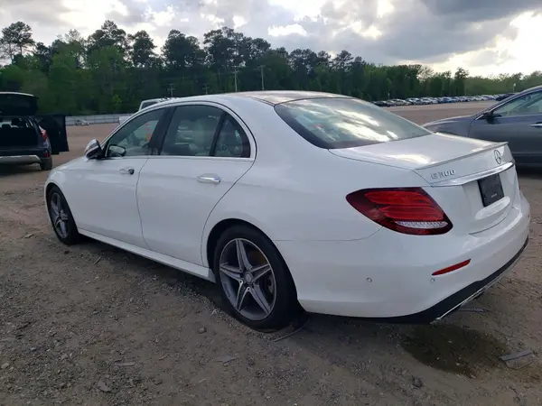 WDDZF4JB3HA059021 2017 MERCEDES-BENZ E-KLASSE - Image 2