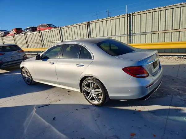WDDZF4JB3HA102434 2017 MERCEDES-BENZ E-KLASSE - Image 2