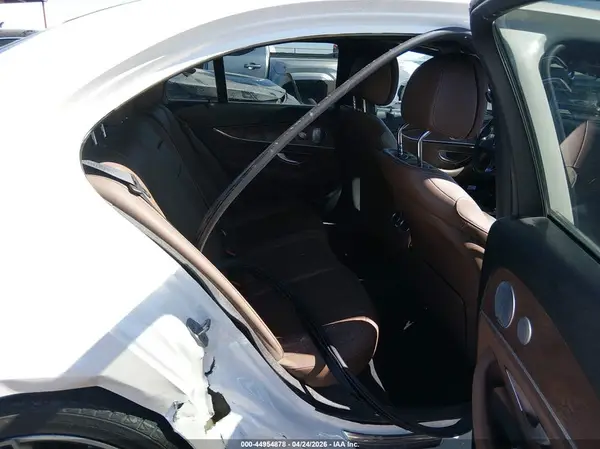 WDDZF4JB3HA140679 2017 MERCEDES-BENZ E-KLASSE - Image 8