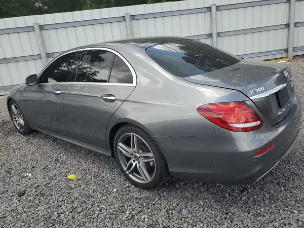 WDDZF4JB3HA211413 2017 MERCEDES-BENZ E-KLASSE - Image 2