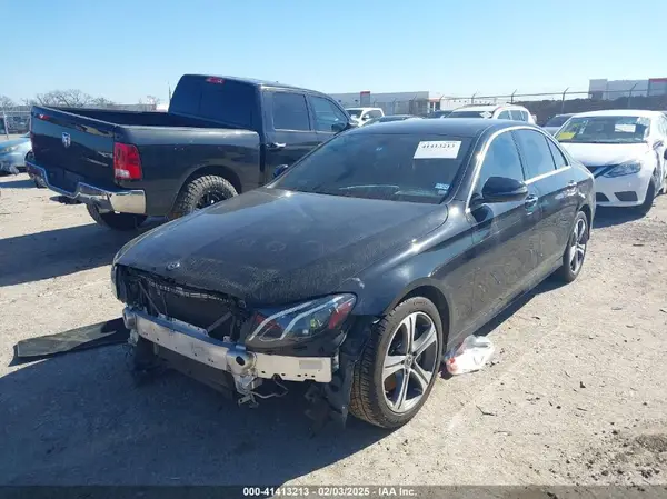 WDDZF4JB3HA239843 2017 MERCEDES-BENZ E-KLASSE - Image 2