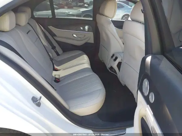 WDDZF4JB3HA257176 2017 MERCEDES-BENZ E-KLASSE - Image 8