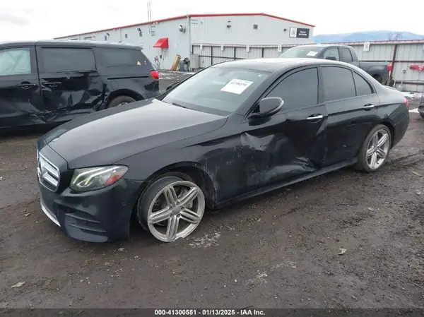 WDDZF4JB3JA300243 2018 MERCEDES-BENZ E-KLASSE - Image 2