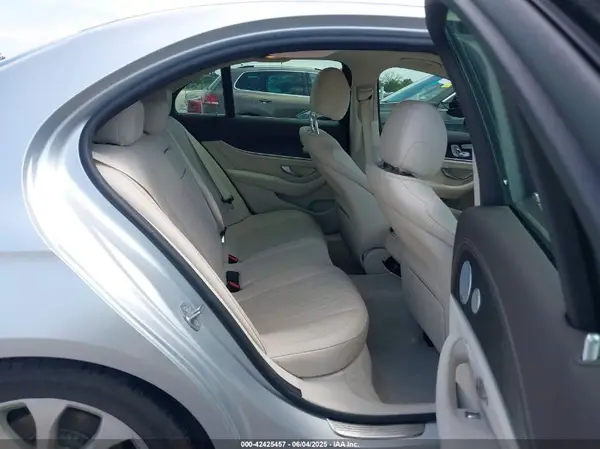 WDDZF4JB3JA383625 2018 MERCEDES-BENZ E-KLASSE - Image 8