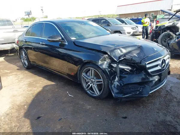 WDDZF4JB3JA385648 2018 MERCEDES-BENZ E-KLASSE - Image 1