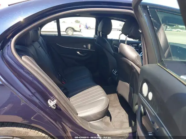 WDDZF4JB3KA594390 2019 MERCEDES-BENZ E-KLASSE - Image 8