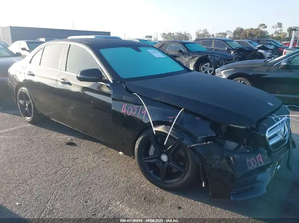 WDDZF4JB4HA018994 2017 MERCEDES-BENZ E-KLASSE - Image 1