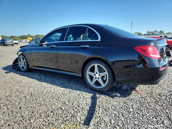 WDDZF4JB4HA035407 2017 MERCEDES-BENZ E-KLASSE - Image 2