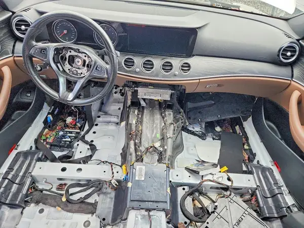 WDDZF4JB4HA045516 2017 MERCEDES-BENZ E-KLASSE - Image 8