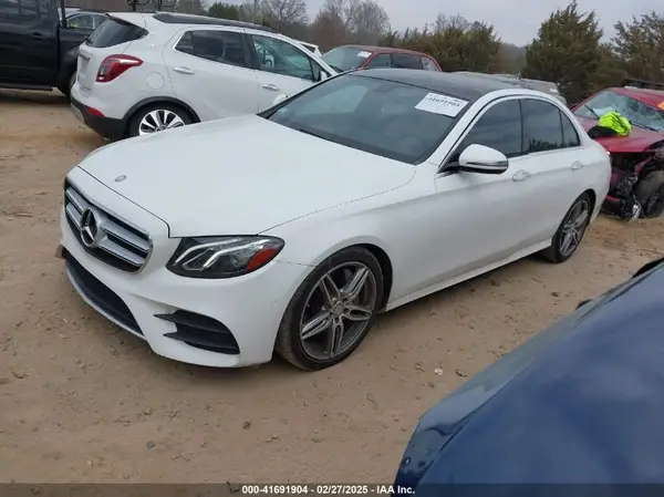 WDDZF4JB4HA054250 2017 MERCEDES-BENZ E-KLASSE - Image 2