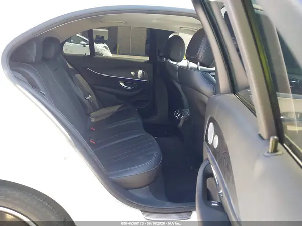WDDZF4JB4HA060677 2017 MERCEDES-BENZ E-KLASSE - Image 8