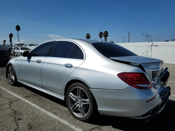 WDDZF4JB4HA073056 2017 MERCEDES-BENZ E-KLASSE - Image 2