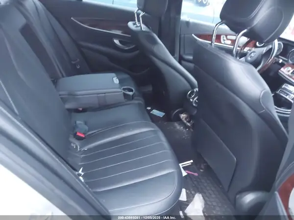 WDDZF4JB4HA079309 2017 MERCEDES-BENZ E-KLASSE - Image 8
