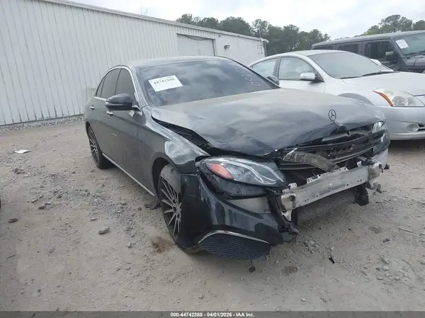 WDDZF4JB4HA082064 2017 MERCEDES-BENZ E-KLASSE - Image 1
